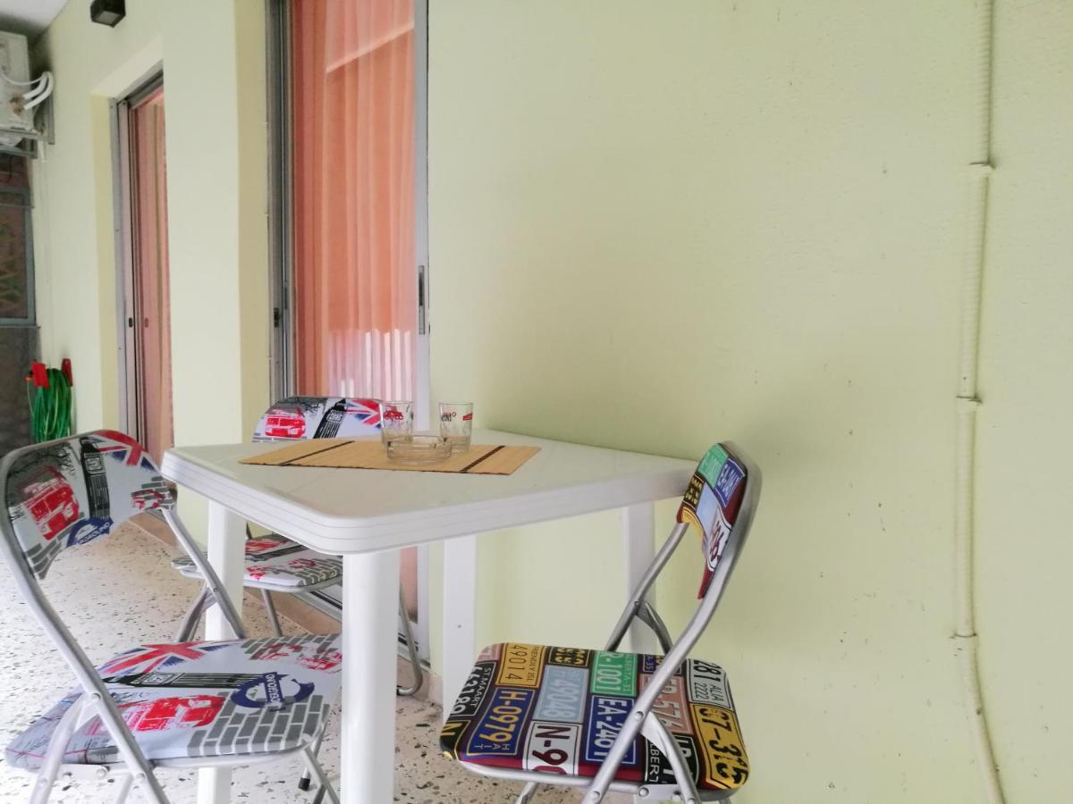 Platos Academy Apartment Αθήνα Εξωτερικό φωτογραφία